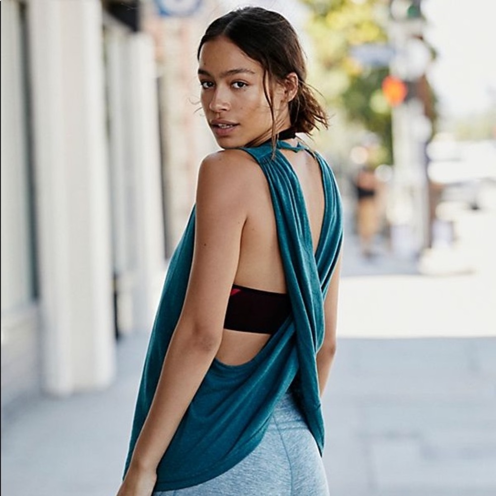 Cross back Yoga tank